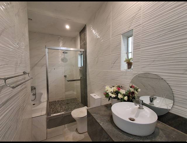 4 BEDROOM FREESTANDING FOR SALE IN FLAMWOOD